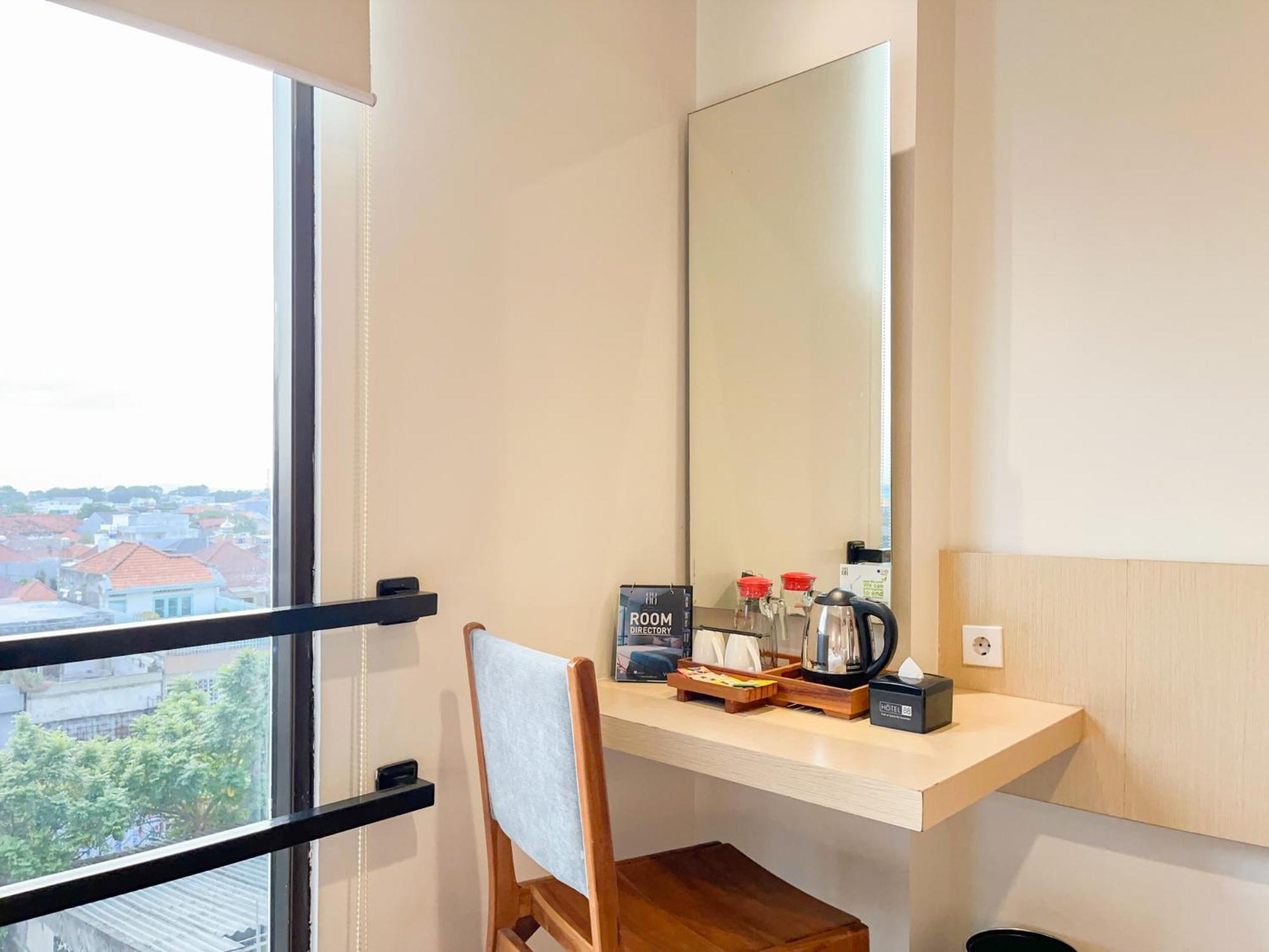 Hotel 88 Embong Malang Tunjungan Surabaya By Wh - Breakfast With The Best View On The Highest Floor And Strategic Location In The City Center Bagian luar foto
