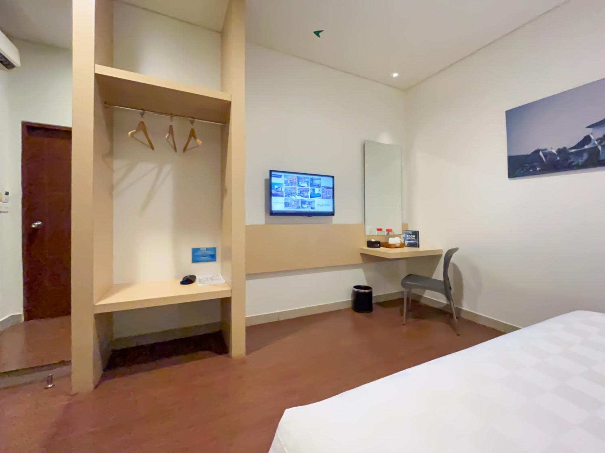Hotel 88 Embong Malang Tunjungan Surabaya By Wh - Breakfast With The Best View On The Highest Floor And Strategic Location In The City Center Bagian luar foto